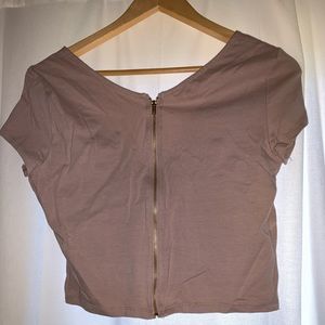 V-neck crop top with zipper